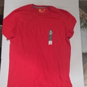 Mens XL Red Xersion Xtreme Tee